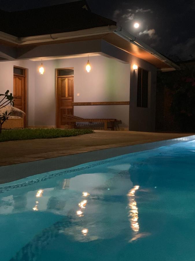 Lions Home Playa de Diani Exterior foto